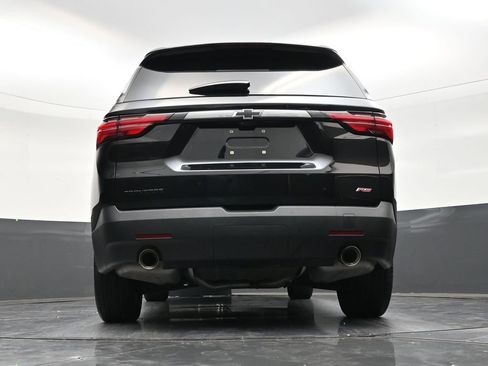 Used 2023 Chevrolet Traverse RS FWD image 24