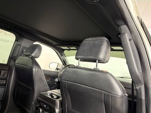 Used 2021 Ford Expedition Max Limited RWD image 19
