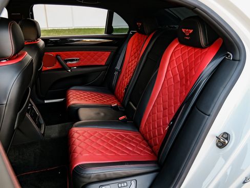 Used 2018 Bentley Flying Spur S V8 image 89