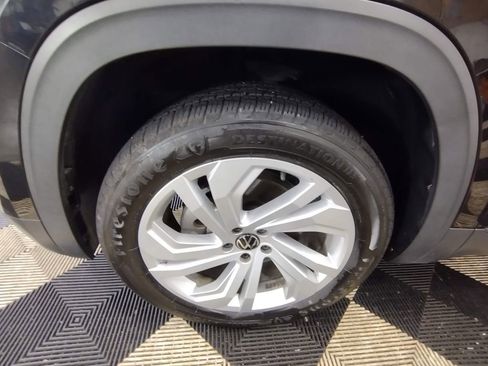 Used 2022 Volkswagen Atlas SE image 6