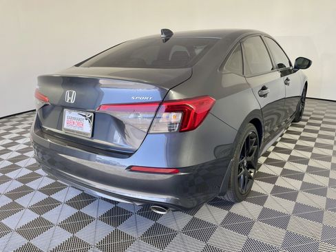 Used 2022 Honda Civic Sport image 5
