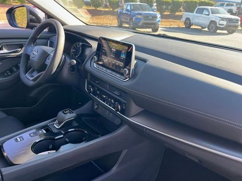 New 2026 Nissan Rogue SV FWD image 22