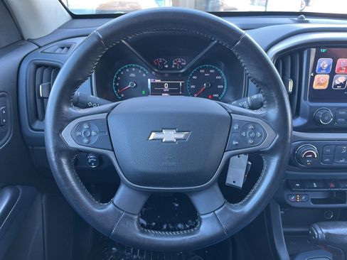 Used 2018 Chevrolet Colorado Z71 w/ Centennial Edition image 12