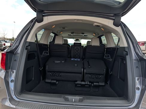Used 2026 Honda Odyssey Elite image 18
