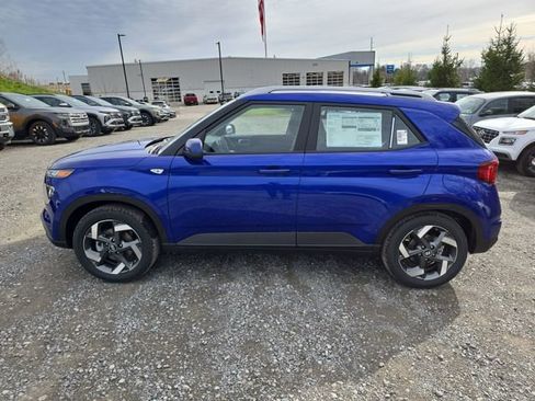 New 2026 Hyundai Venue SEL image 2