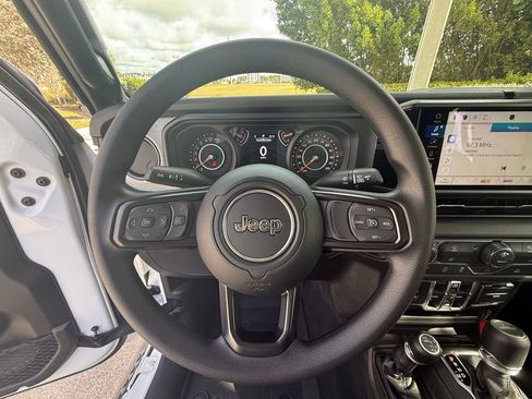 New 2026 Jeep Gladiator Sport image 21