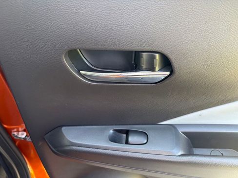 Used 2023 Nissan Kicks SR w/ SR Premium Package FWD image 34