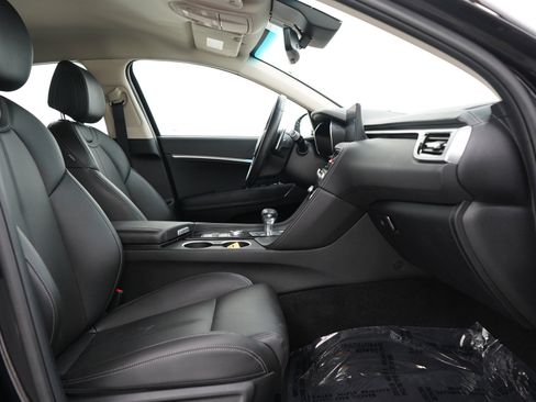 Used 2026 Genesis G70 2.5T AWD/4WD image 11