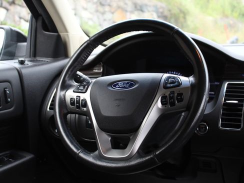 Used 2017 Ford Flex SEL w/ Equipment Group 202A image 22