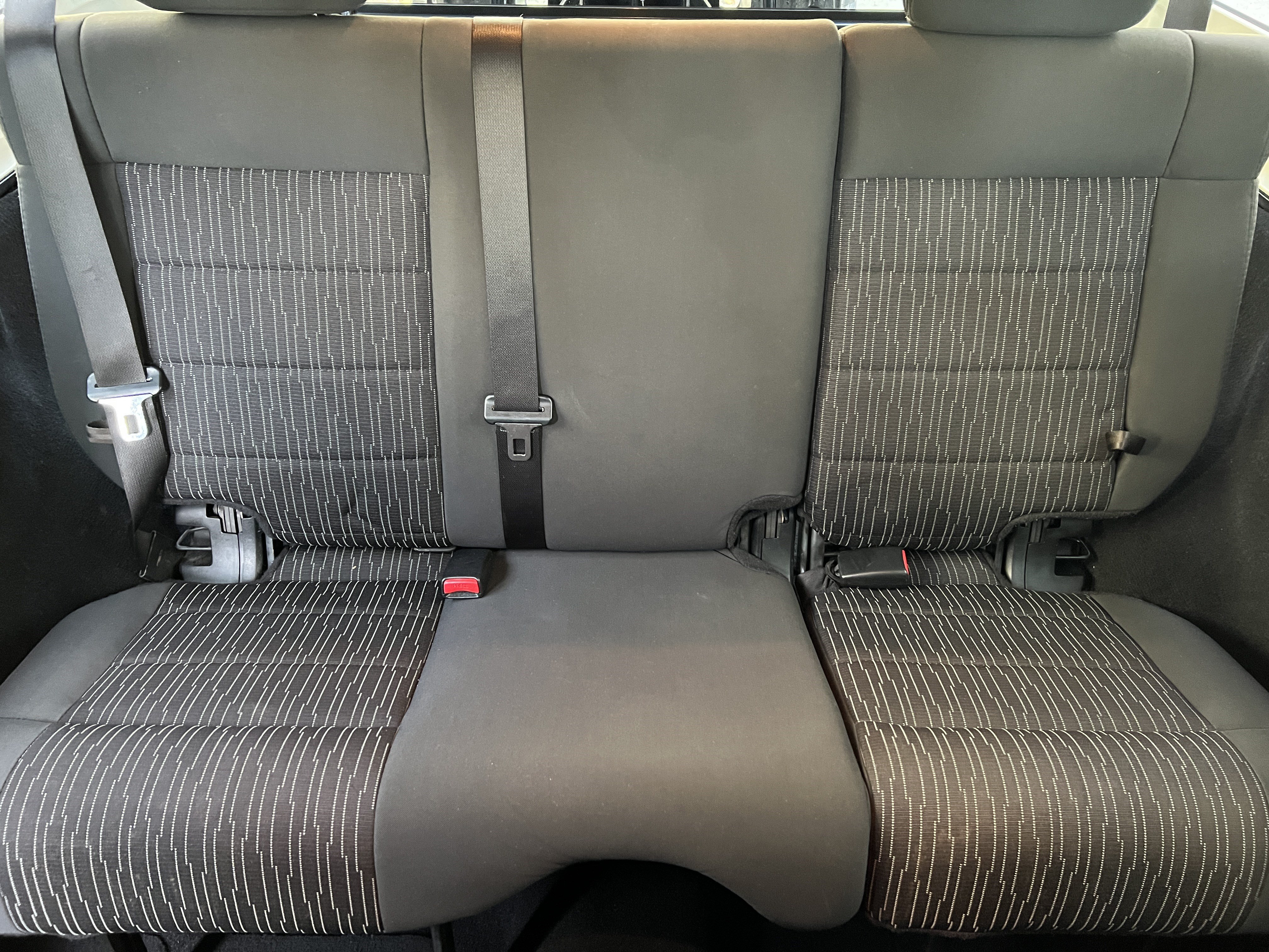 Used 2012 Jeep Wrangler Unlimited Sport AWD/4WD image 13