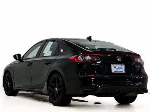 Used 2024 Honda Civic Sport image 8