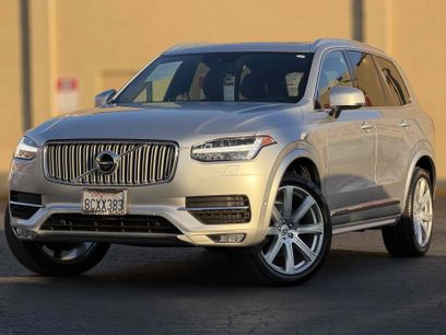 Used 2017 Volvo XC90 T6 Inscription w/ Vision Package