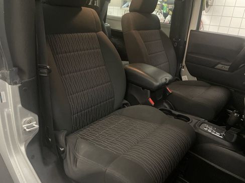 Used 2012 Jeep Wrangler Sport image 18