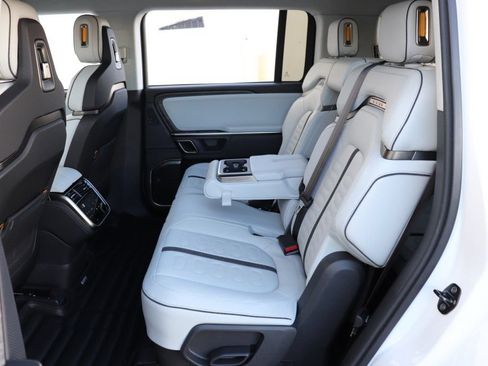 Used 2023 Rivian R1S Adventure Quad AWD/4WD image 20