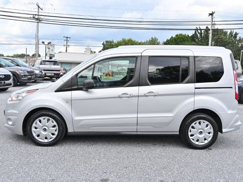 Used 2017 Ford Transit Connect XLT FWD image 8