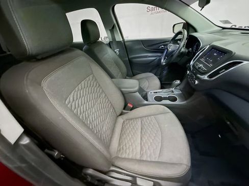 Used 2020 Chevrolet Equinox LT w/ Driver Convenience Package FWD image 29