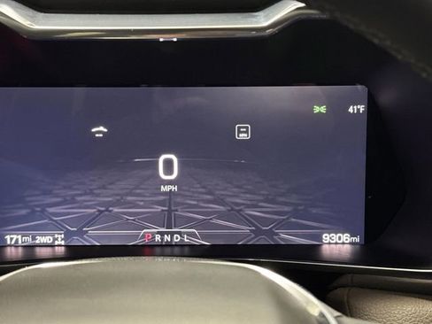 Used 2024 GMC Canyon Denali image 19