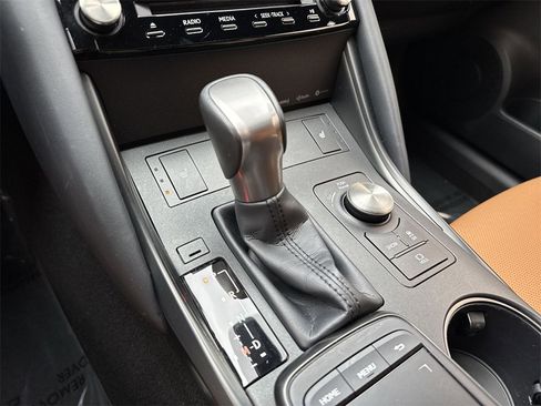 Used 2024 Lexus IS 300 300 image 55