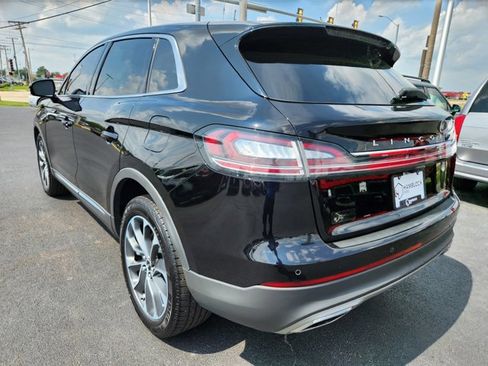 Used 2022 Lincoln Nautilus Reserve image 7