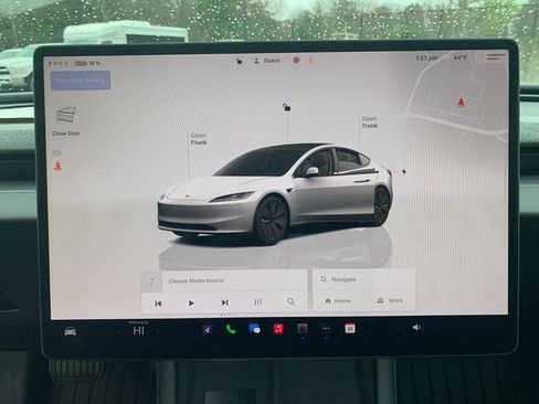 Used 2025 Tesla Model 3 Long Range RWD image 23