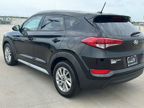 Used 2017 Hyundai Tucson SE w/ SE Popular Package 02 FWD image 10
