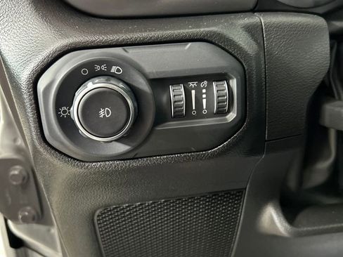 Used 2022 Jeep Wrangler Unlimited Sport image 11