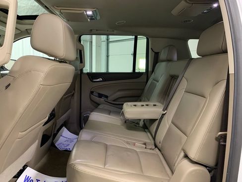 Used 2020 GMC Yukon XL SLT w/ Open Road Package AWD/4WD image 20