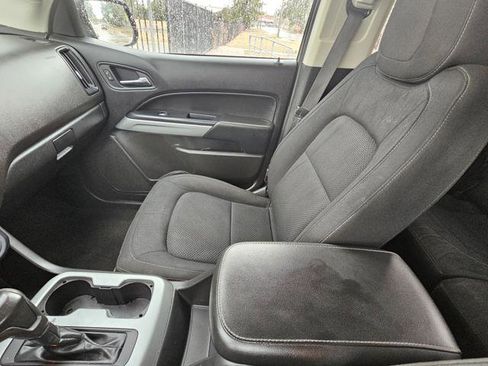 Used 2018 Chevrolet Colorado LT w/ Redline Special Edition image 15