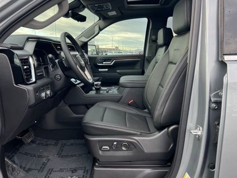 New 2025 GMC Sierra 1500 Denali w/ Denali Reserve Package image 9