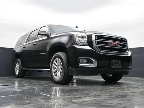 Used 2020 GMC Yukon XL SLT AWD/4WD image 17