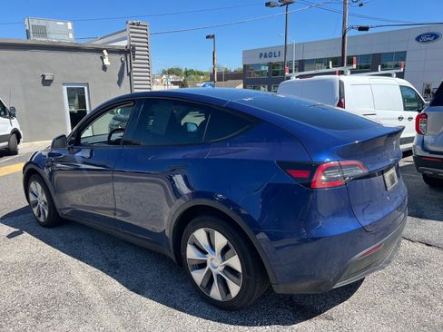 Used 2023 Tesla Model Y Long Range AWD/4WD image 6