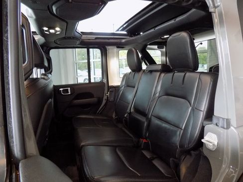 Used 2021 Jeep Wrangler Unlimited Rubicon 4xe w/ Safety Group image 20