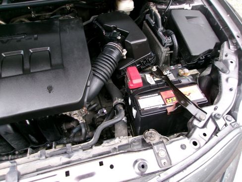 Used 2013 Toyota Corolla LE FWD image 15