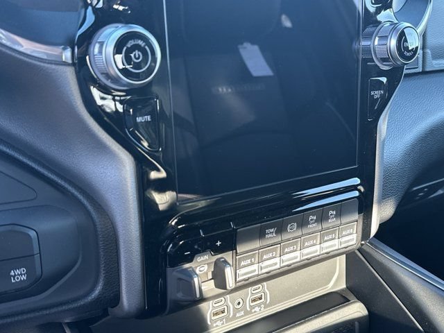 New 2026 RAM 2500 Laramie w/ Sport Appearance Package AWD/4WD image 26