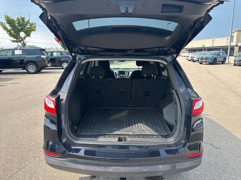 Used 2020 Chevrolet Equinox LS w/ LS Convenience Package AWD/4WD image 25