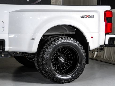 Used 2026 Ford F350 Lariat AWD/4WD image 14