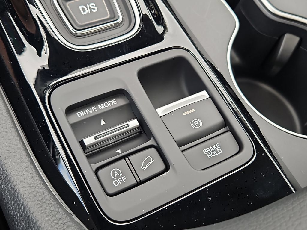 New 2026 Honda Pilot Touring image 19