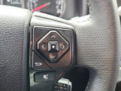 Used 2020 Toyota 4Runner Venture w/ Moonroof Package image 21