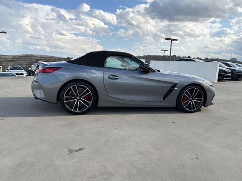 Certified 2023 BMW Z4 M40i w/ Premium Package image 8