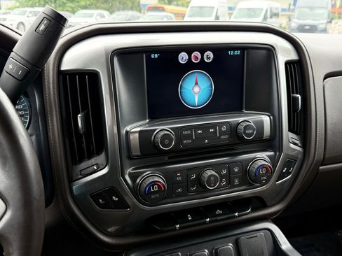 Used 2015 Chevrolet Silverado 1500 LTZ AWD/4WD image 40