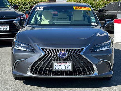 Used 2022 Lexus ES 300h w/ Accessory Package 2 FWD image 6
