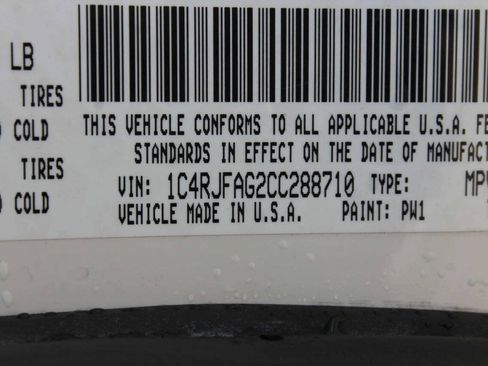 Used 2012 Jeep Grand Cherokee Laredo AWD/4WD image 11