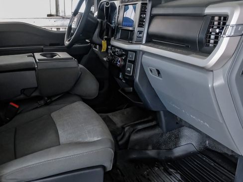 Used 2023 Ford F350 XLT w/ Camper Package image 13