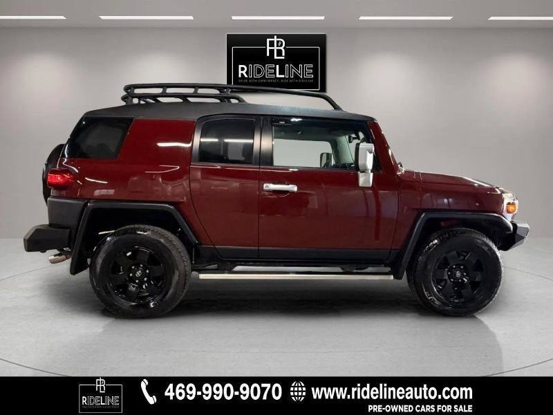 Used 2010 Toyota FJ Cruiser 2WD w/ Convenience Pkg image 8