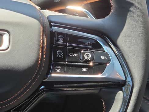 New 2026 Jeep Grand Cherokee L Summit w/ Obsidian Package AWD/4WD image 20