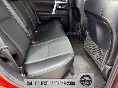 Used 2021 Toyota 4Runner Limited AWD/4WD image 34