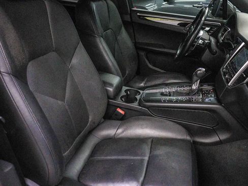 Used 2016 Porsche Macan S AWD/4WD image 17