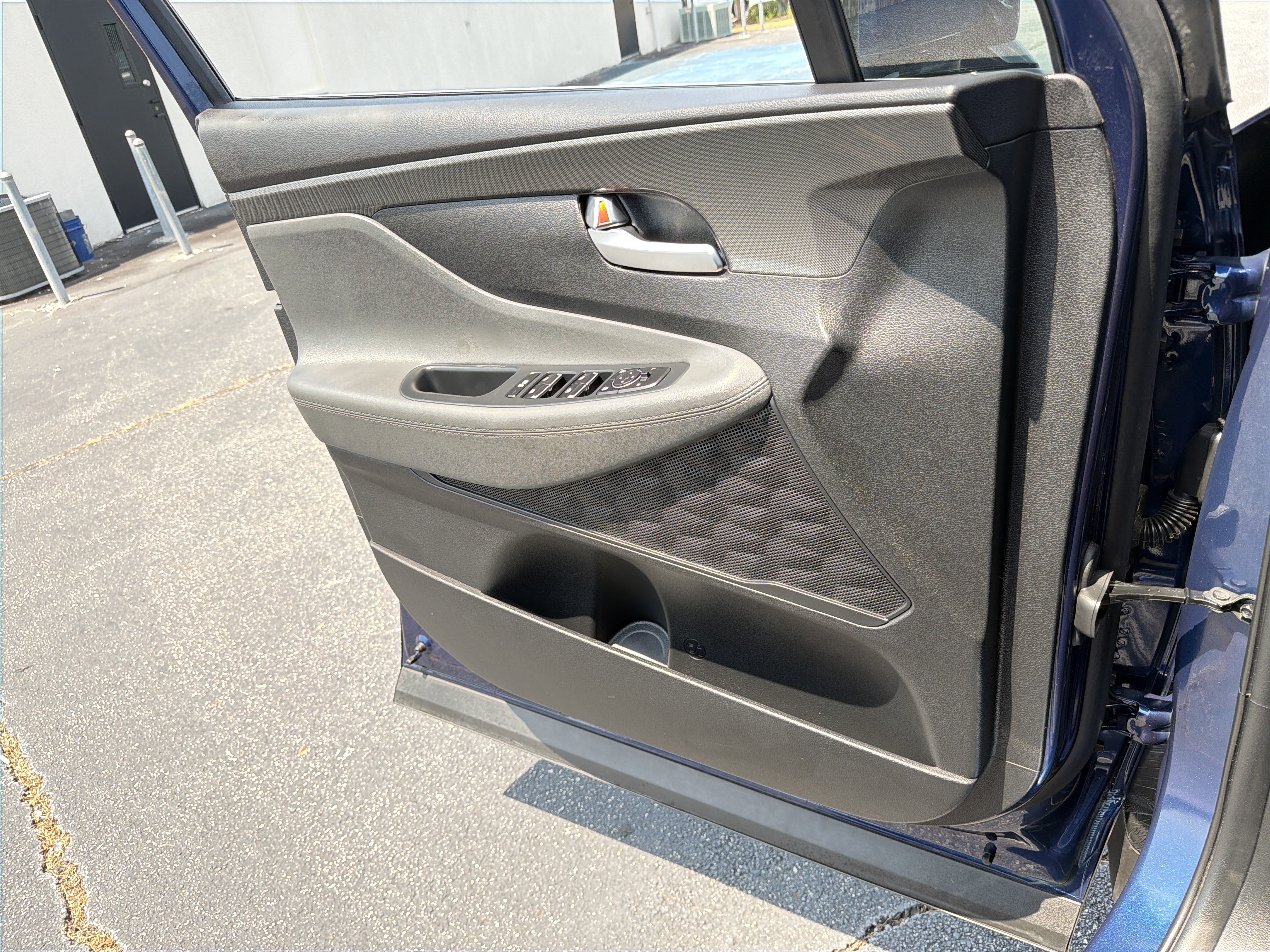 Used 2023 Hyundai Santa Fe SEL w/ Cargo Package FWD image 15