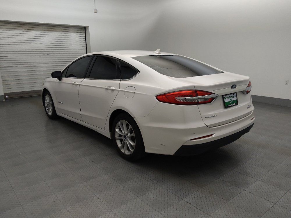 Used 2019 Ford Fusion SE FWD image 5