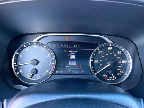 Used 2024 Nissan Frontier SV w/ SV Convenience Package image 25